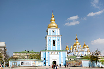 烏克蘭基輔達(dá)爾尼齊亞巴士站三字代碼(QOF),基輔達(dá)爾尼齊亞巴士站(Darnitsa Bus Station)四字碼,烏克蘭機(jī)場(chǎng)三字碼查詢